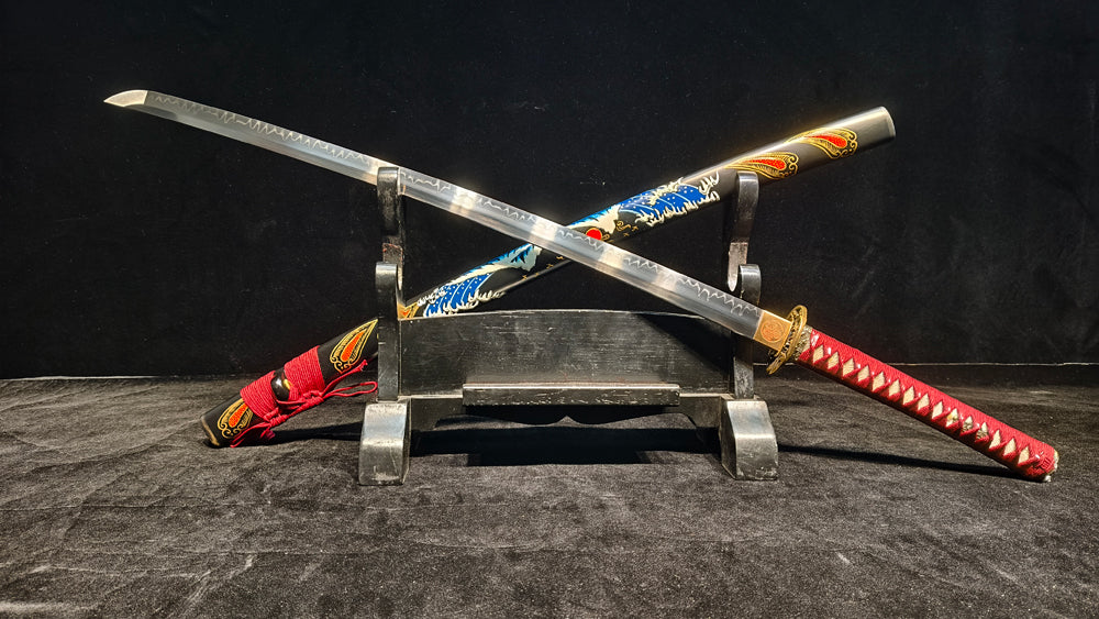 (T10 covers soil and burns blade to create ripple pattern)katana