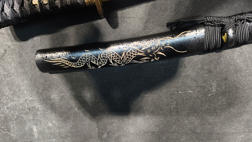 dragon hand(T10 earth-covered burning blade, carved dragon)katana,short knife