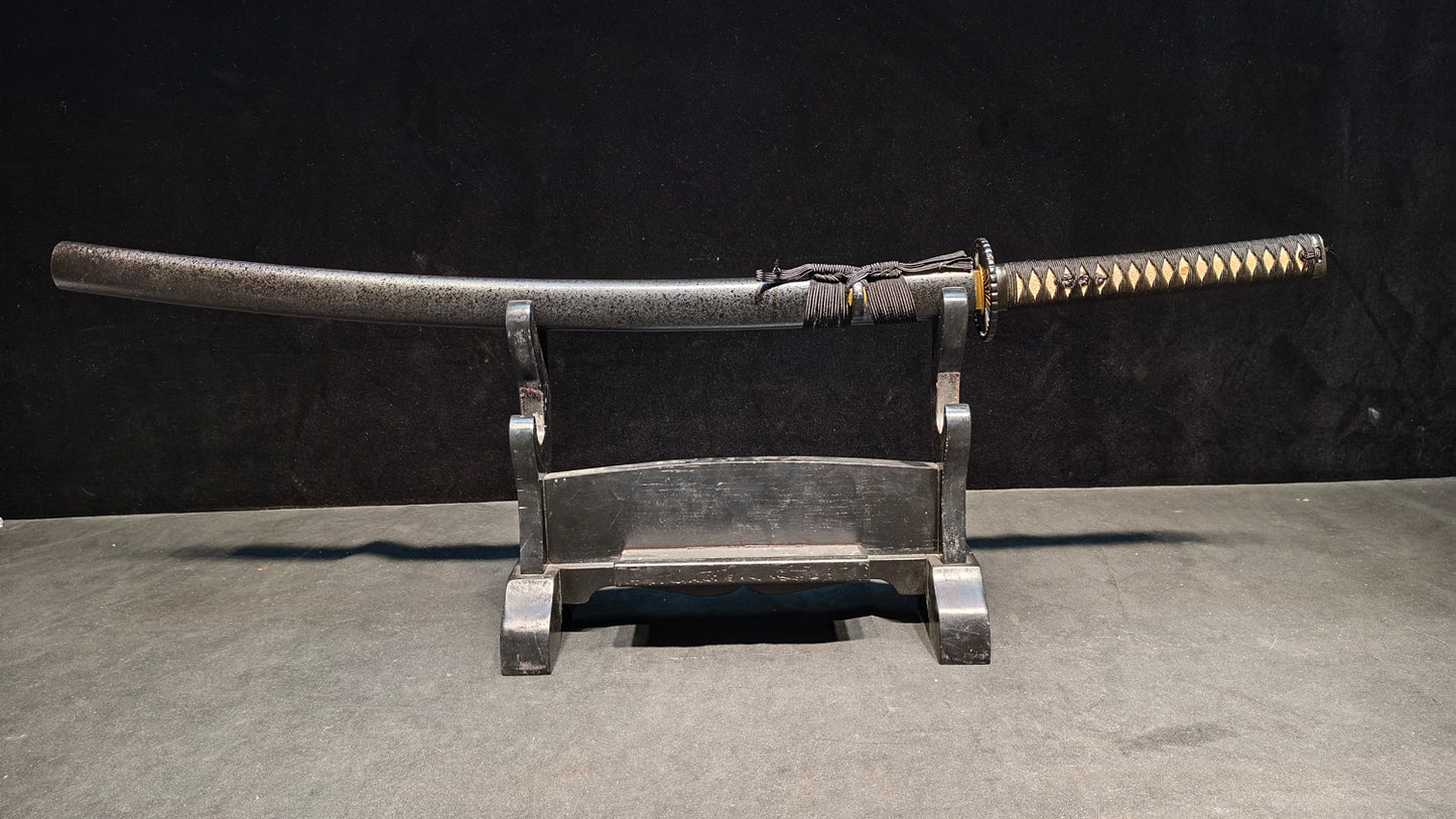 (T10 covered soil burnt blade quenched black)katana
