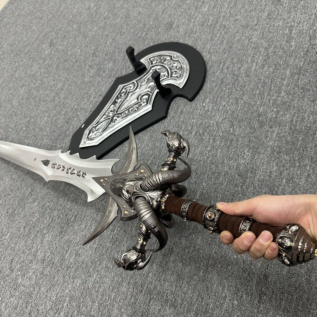 (4kg) Frostmourne (Stainless Steel) — Blunt Blade (Unsharpened)