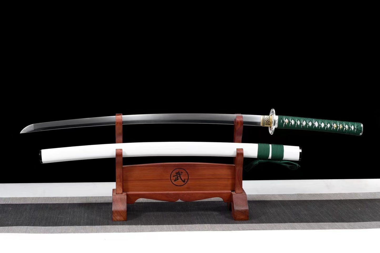 Wind barbed, manganese steel forged,katana