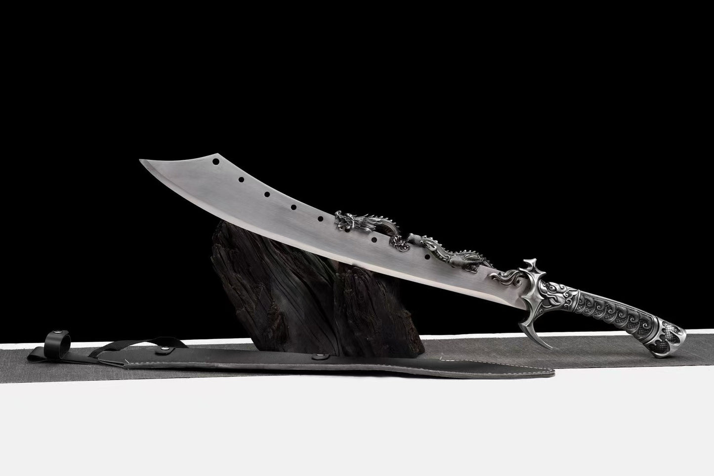 Dragon-back broadsword 龙背大刀