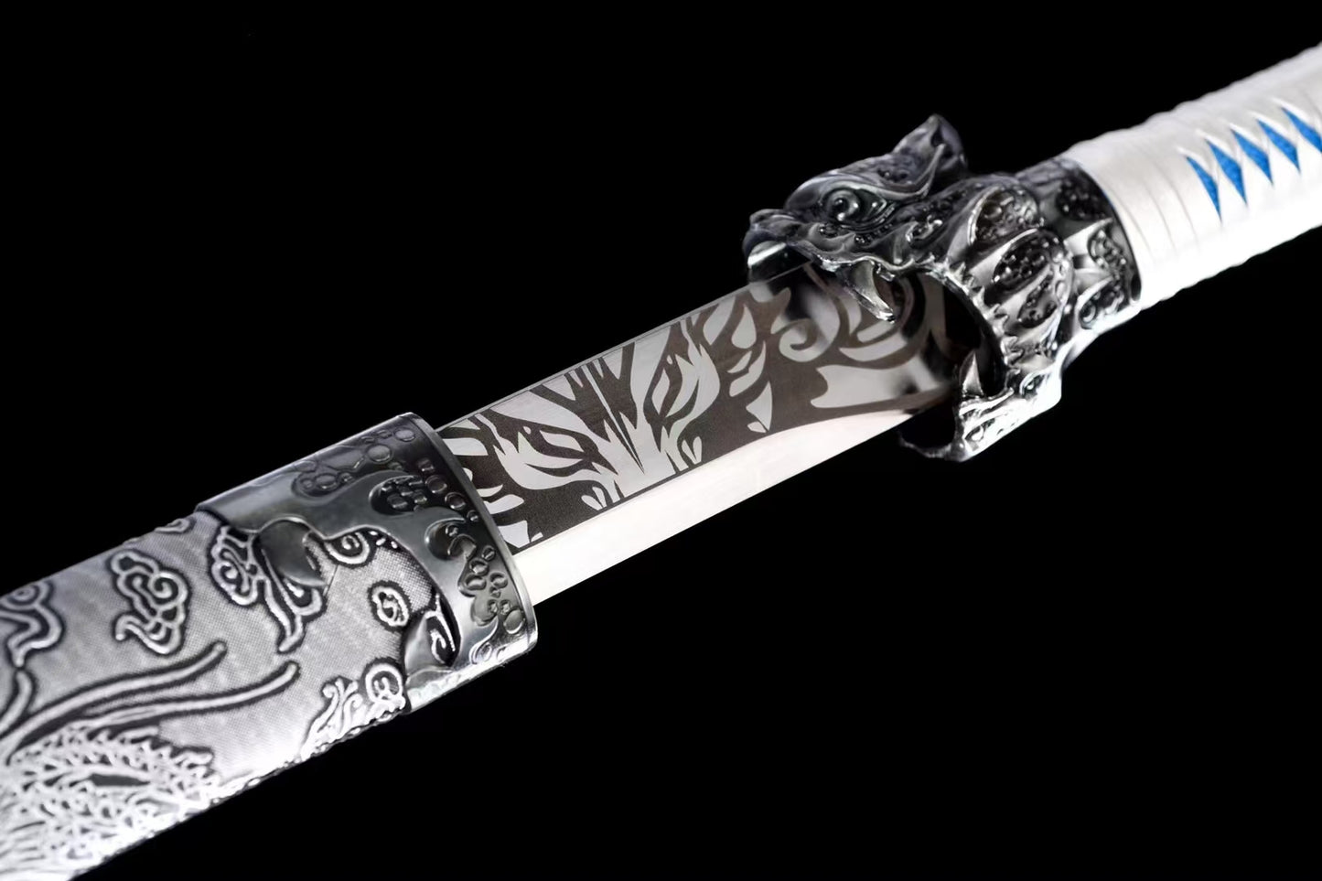 Manganese steel forging process(Fantasy sword, White Tiger Sword) 冰晴白虎
