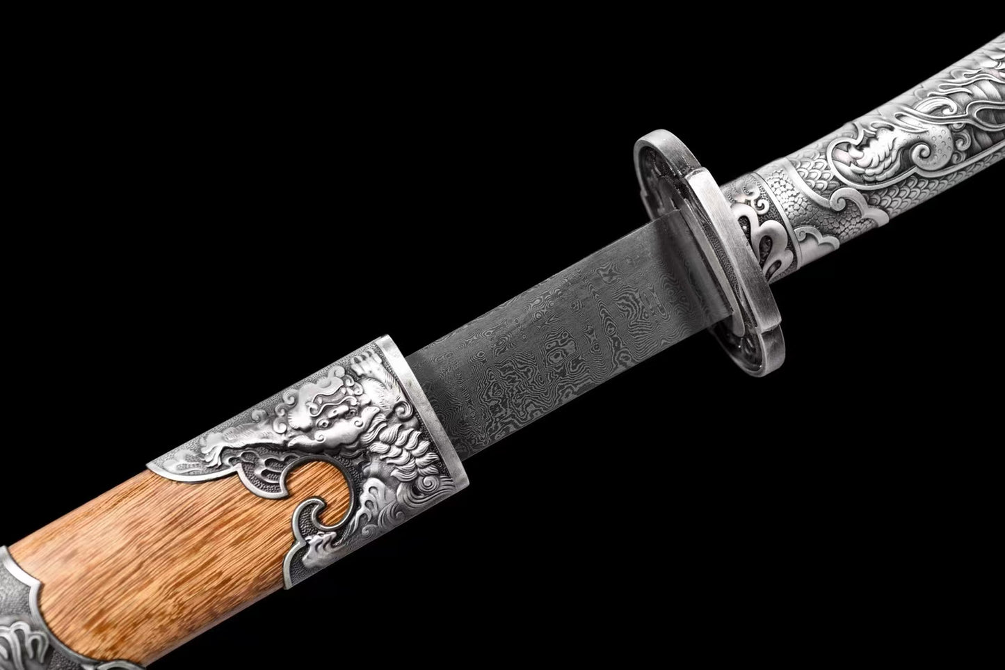 Patterned steel forging process mahogany sheath lion king knife waist knife integrated handle