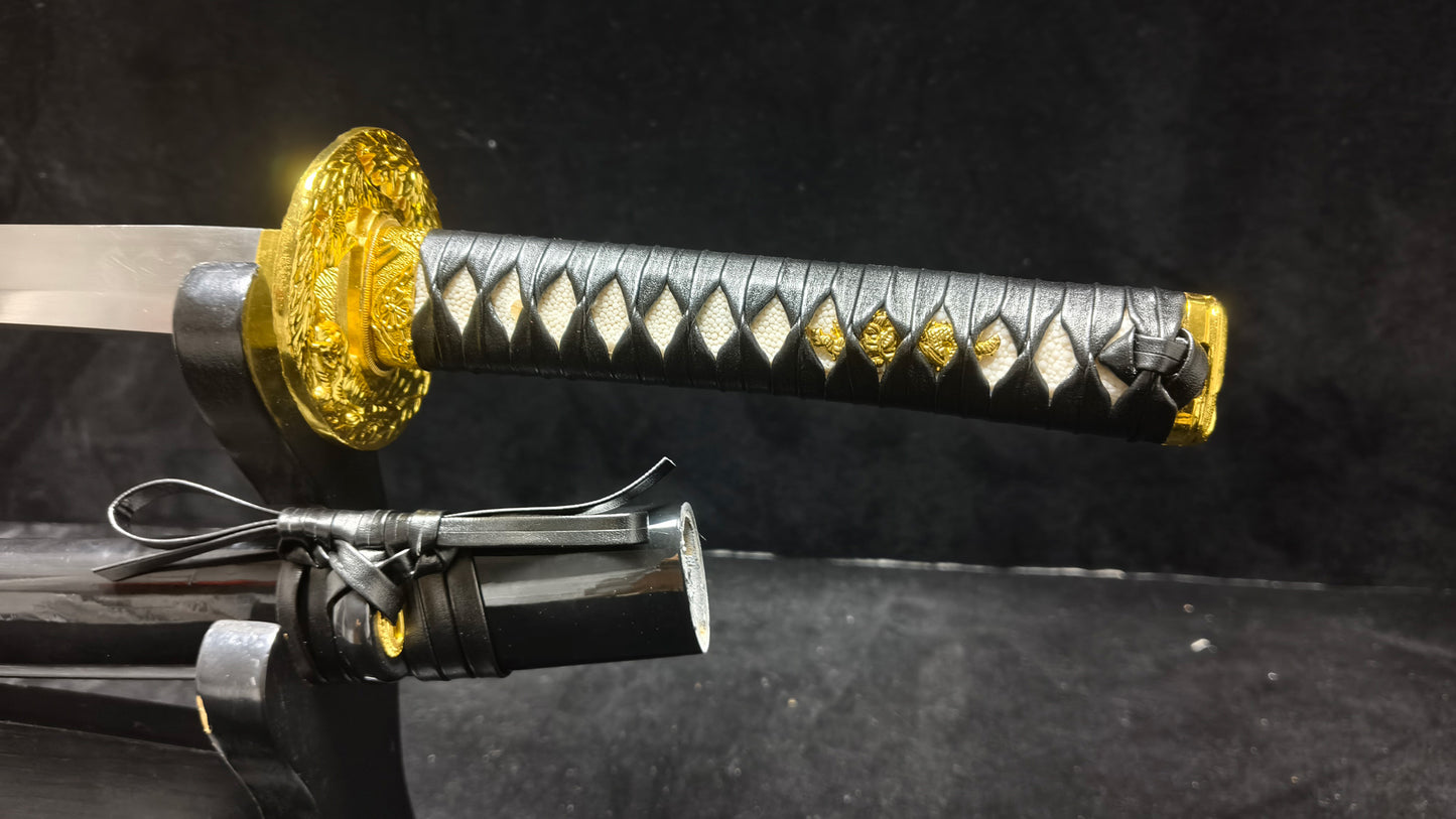 (T10 forging process, burnt blade)katana