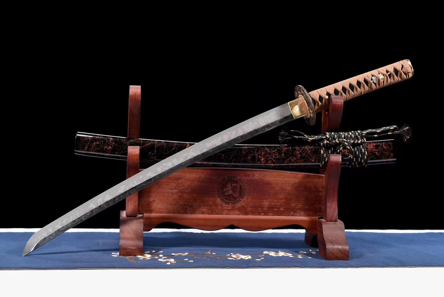 Weapon Spirit(T10 Purely handmade and forged using ancient techniques)katana