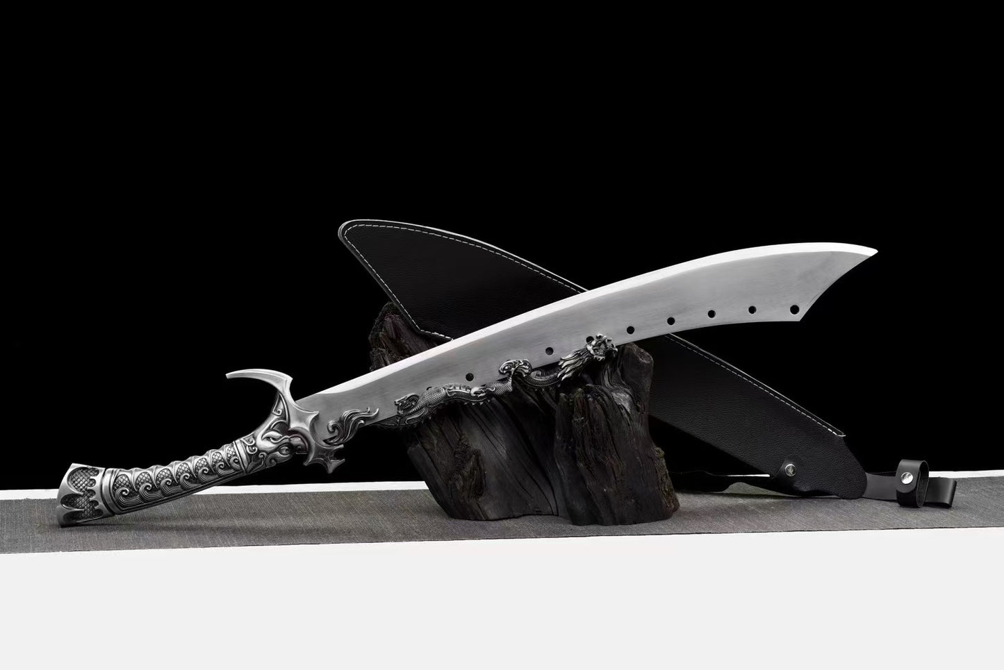 Dragon-back broadsword 龙背大刀