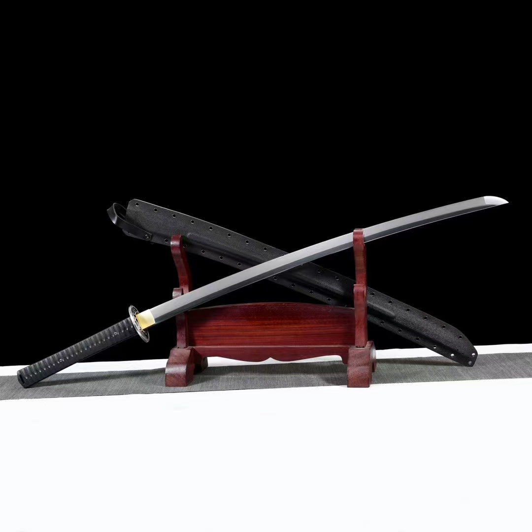 assault,katana,(B06)