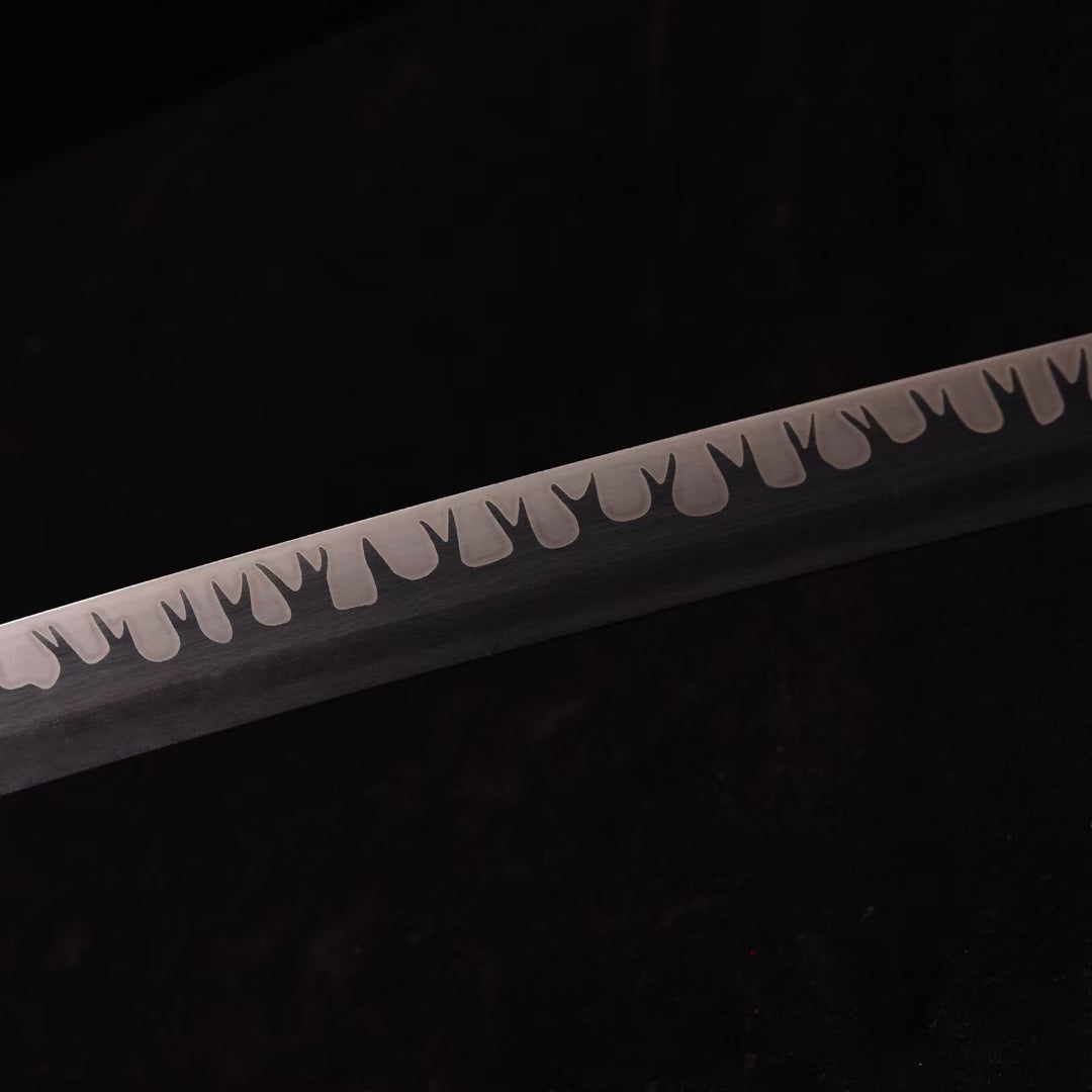 spring steel(Mirror polishing process, pushing the sharpening edge)katana