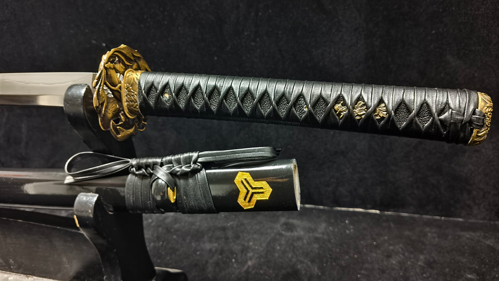 (T10 covered clay burning blade)katana