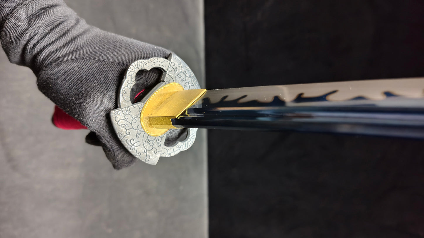 Spring steel forging process, quenching blue fire, push grinding mouth,katana