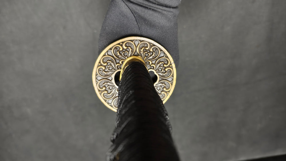 dragon hand(T10 earth-covered burning blade, carved dragon)katana,short knife