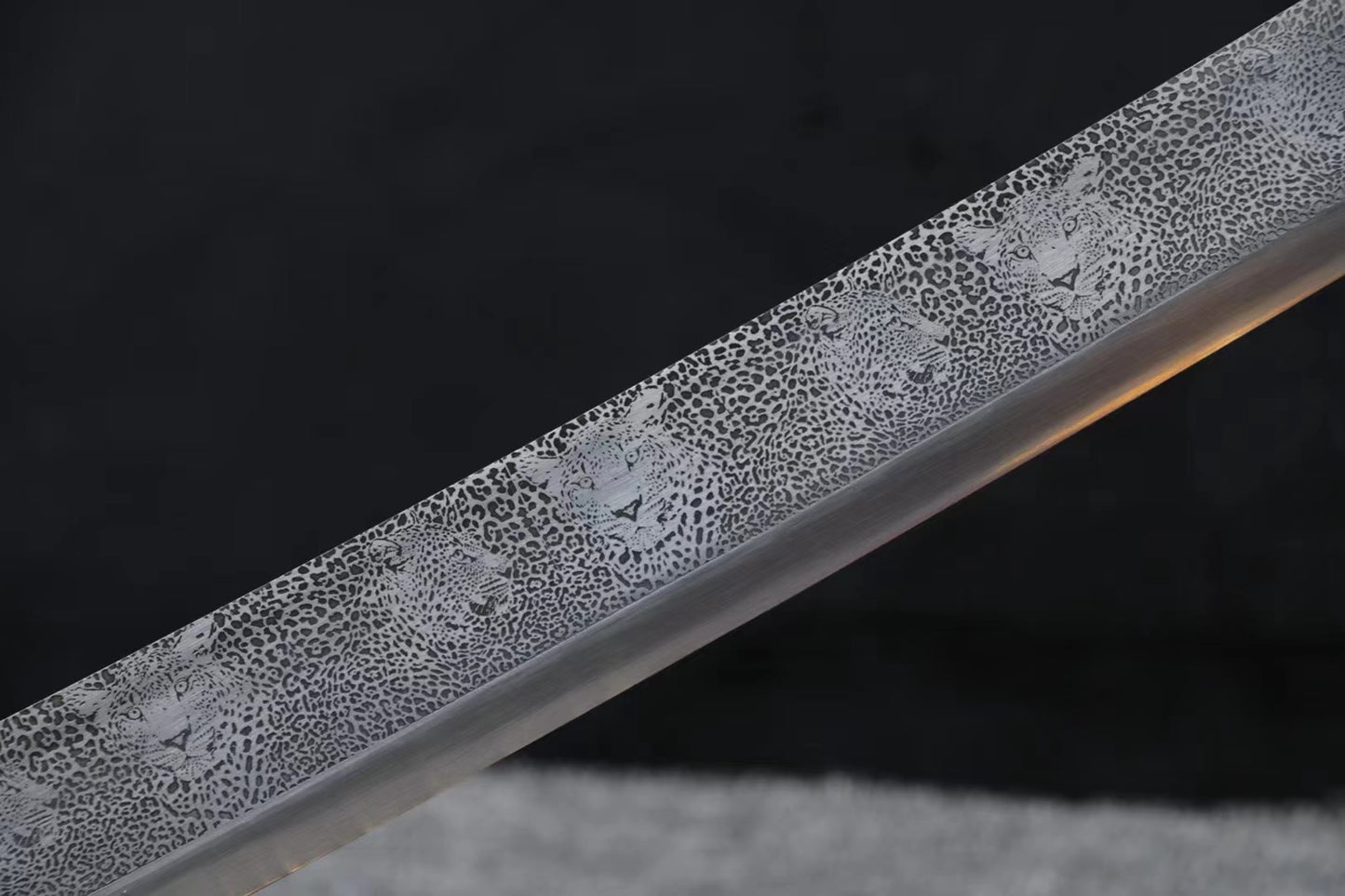 Manganese steel forging process 金豹