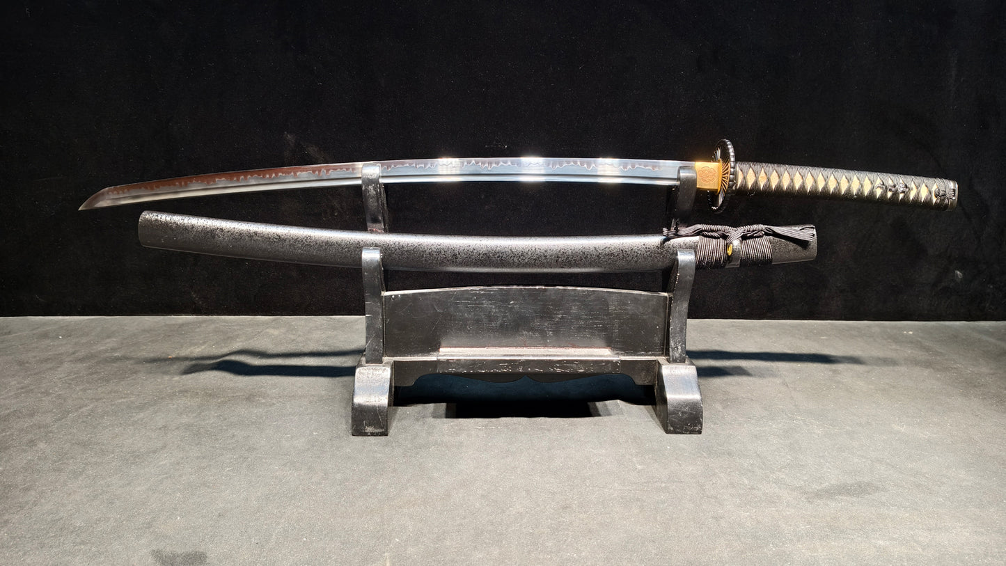(T10 covered soil burnt blade quenched black)katana