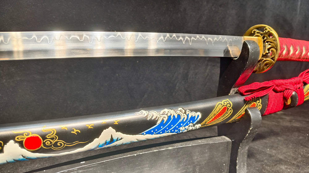 (T10 covers soil and burns blade to create ripple pattern)katana