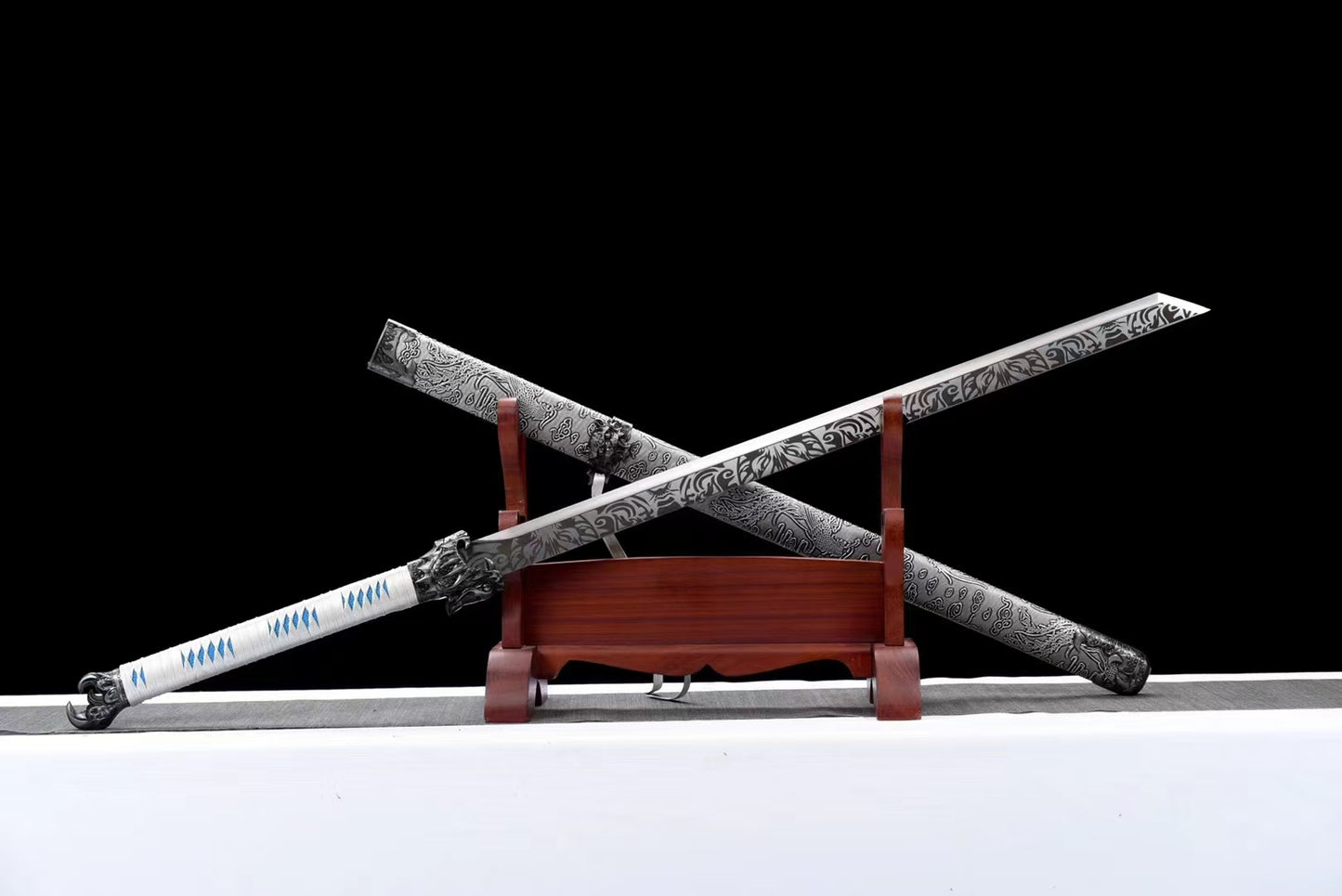 Manganese steel forging process(Fantasy sword, White Tiger Sword) 冰晴白虎