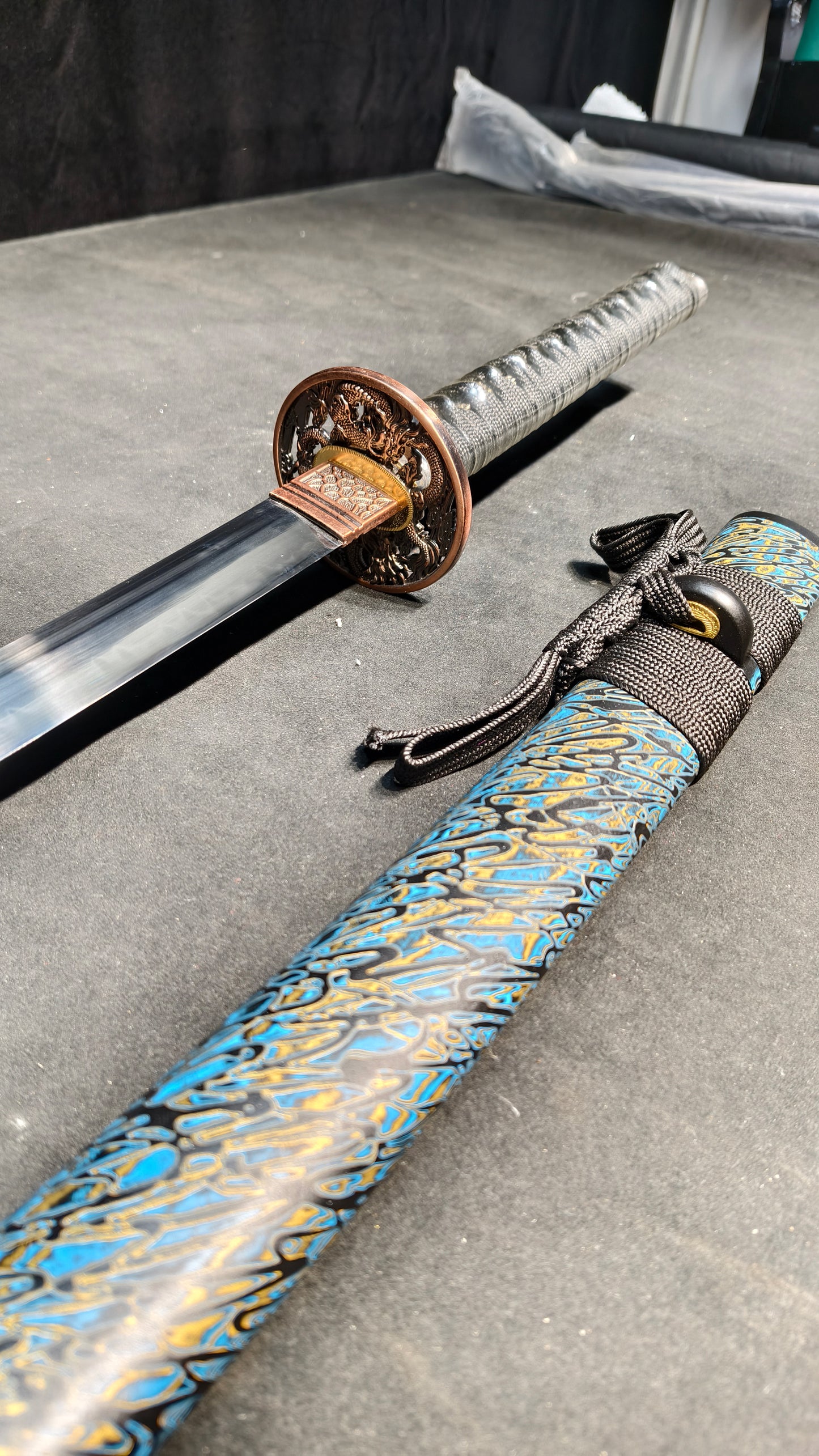 Flowing Shadow Warrior(T10 forging)Cover the soil and burn the blade to form texture,katana