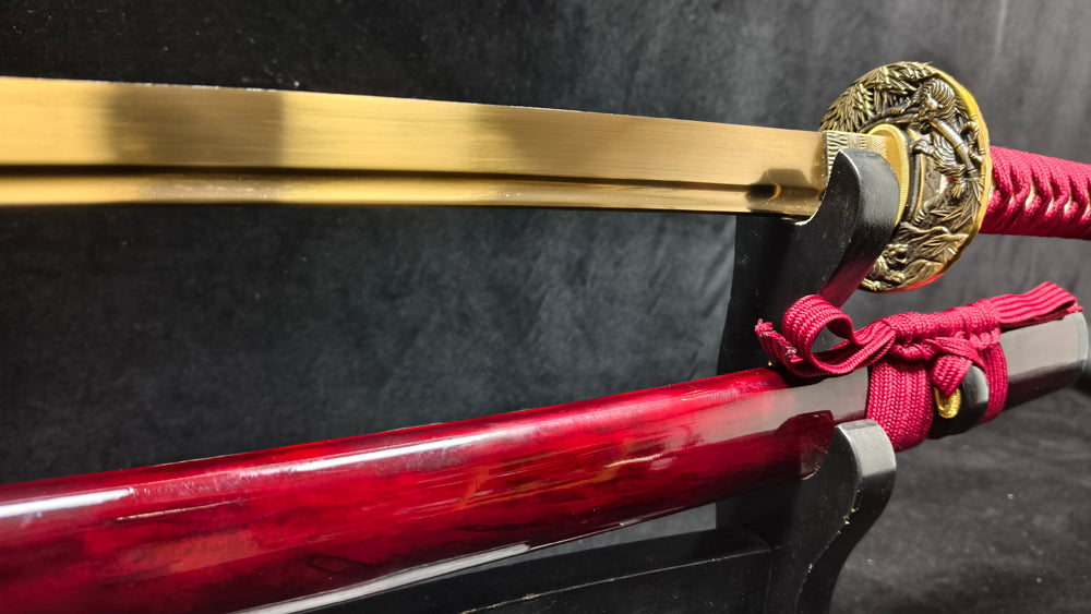 (Spring steel forging process quenching golden color)katana