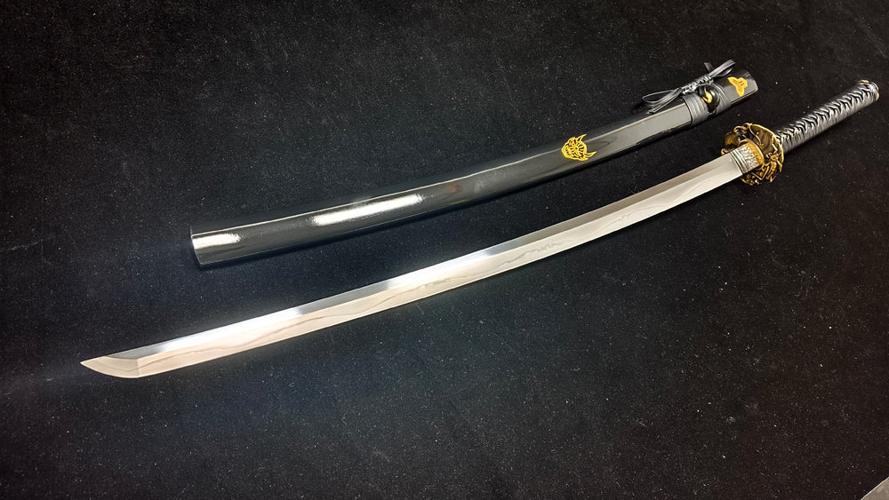 (T10 covered clay burning blade)katana