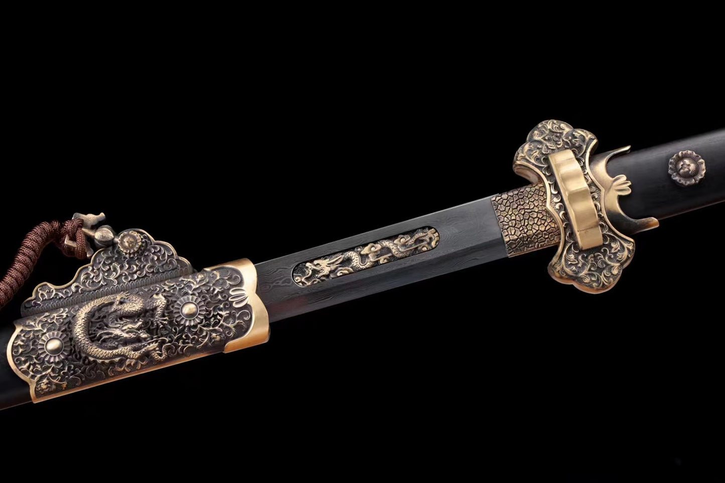 Pattern steel forging process 豪华浮龙麒麟唐刀