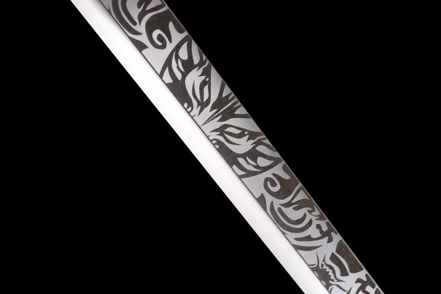 Manganese steel forging process(Fantasy sword, White Tiger Sword) 冰晴白虎
