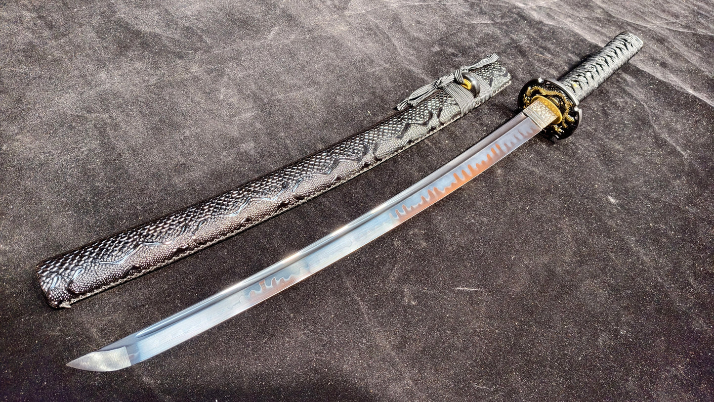 T10 forging process, burnt blade, quenched black(A8)katana,Wakizashi