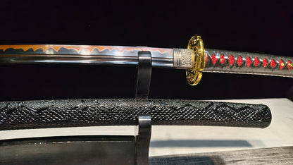 fire thorn（Medium carbon steel covered with soil, burning edge）katana