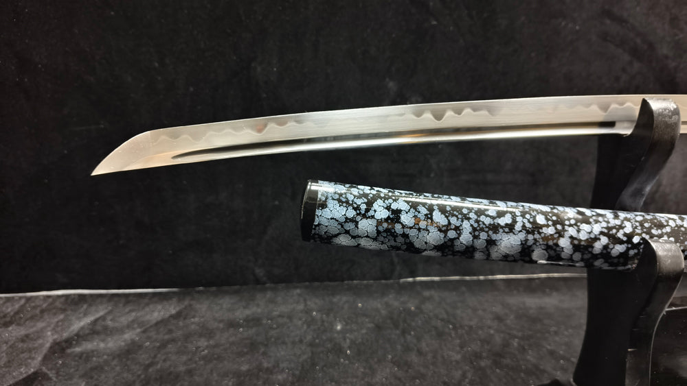 （Medium carbon steel covered with earth burning blade）kantan