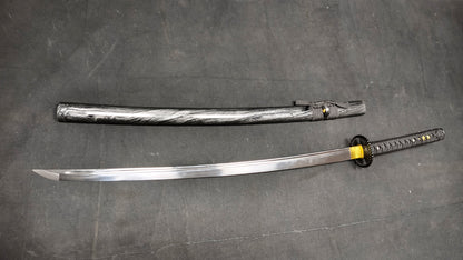 black shadow（Spring steel is forged extremely sharp）katana