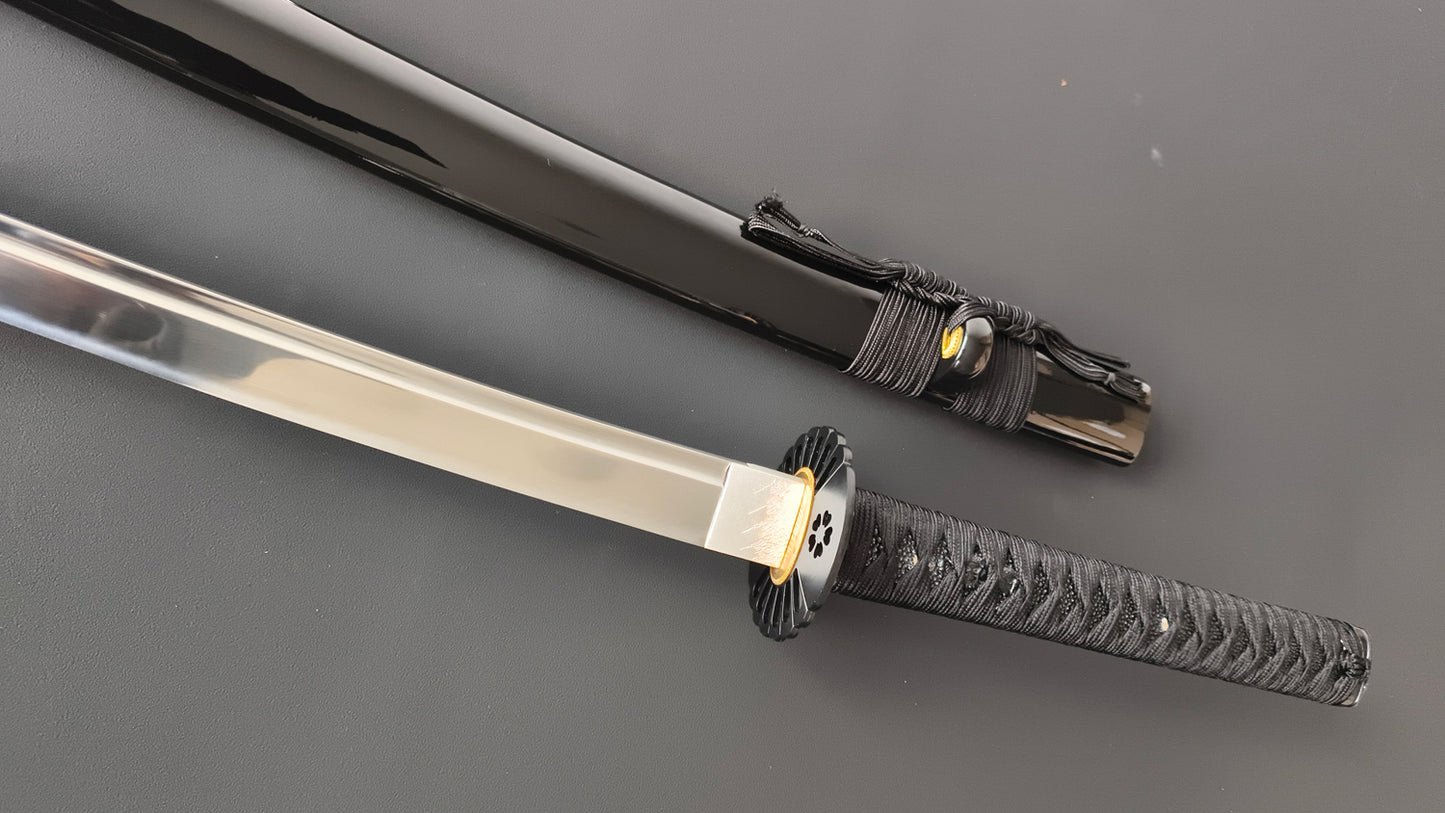 dark（Spring steel forging process）katana(B40)