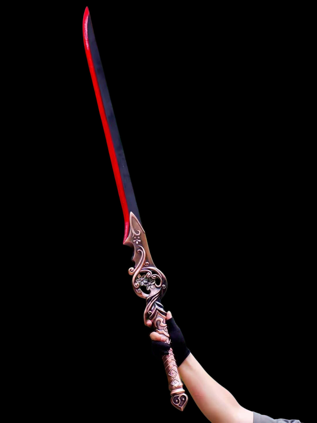 Red-bladed Demon Blade (high manganese steel), blunt blade, unsharpened.
