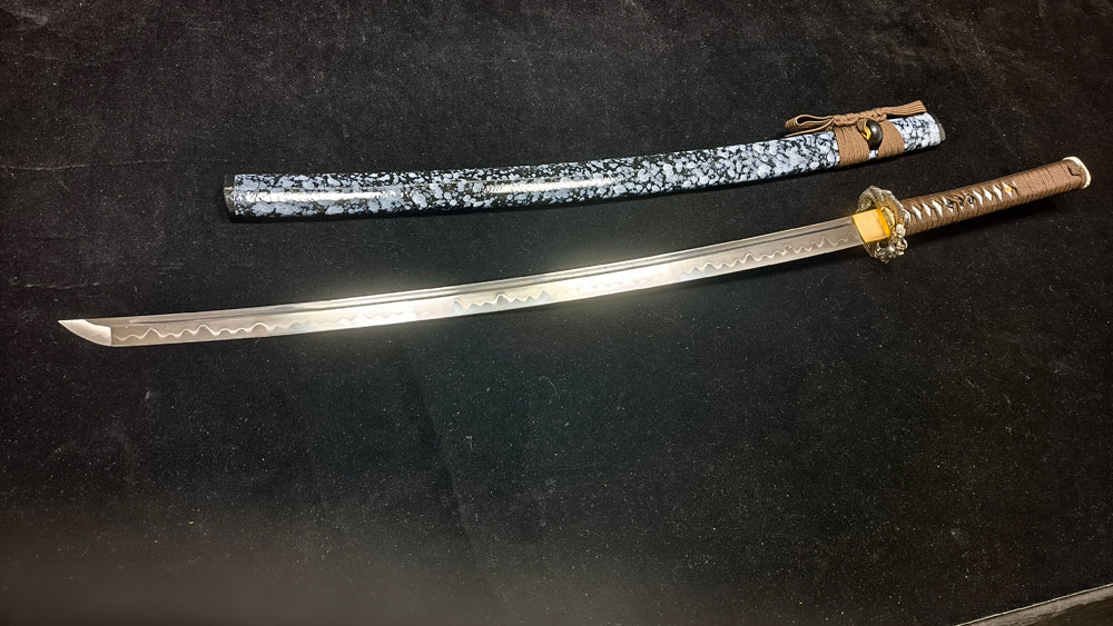 （Medium carbon steel covered with earth burning blade）kantan