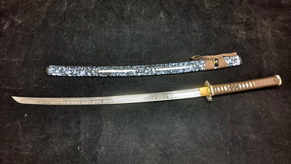 （Medium carbon steel covered with earth burning blade）kantan