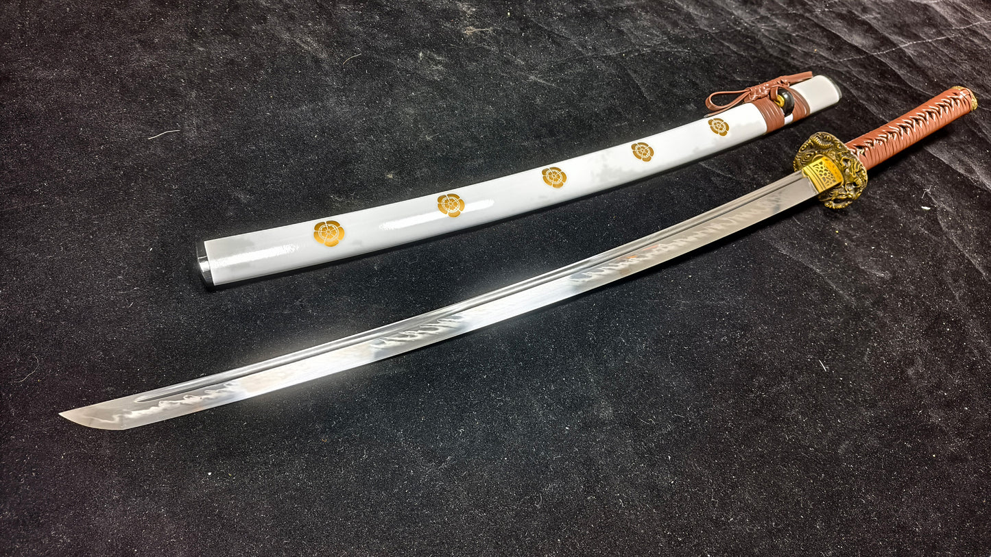 (T10 forging process, burnt edge, serrated pattern) katana