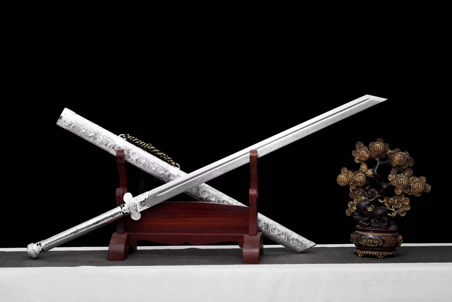 Black Gold Ancient Blade ~ Fuxue (Forged Manganese Steel)拂血