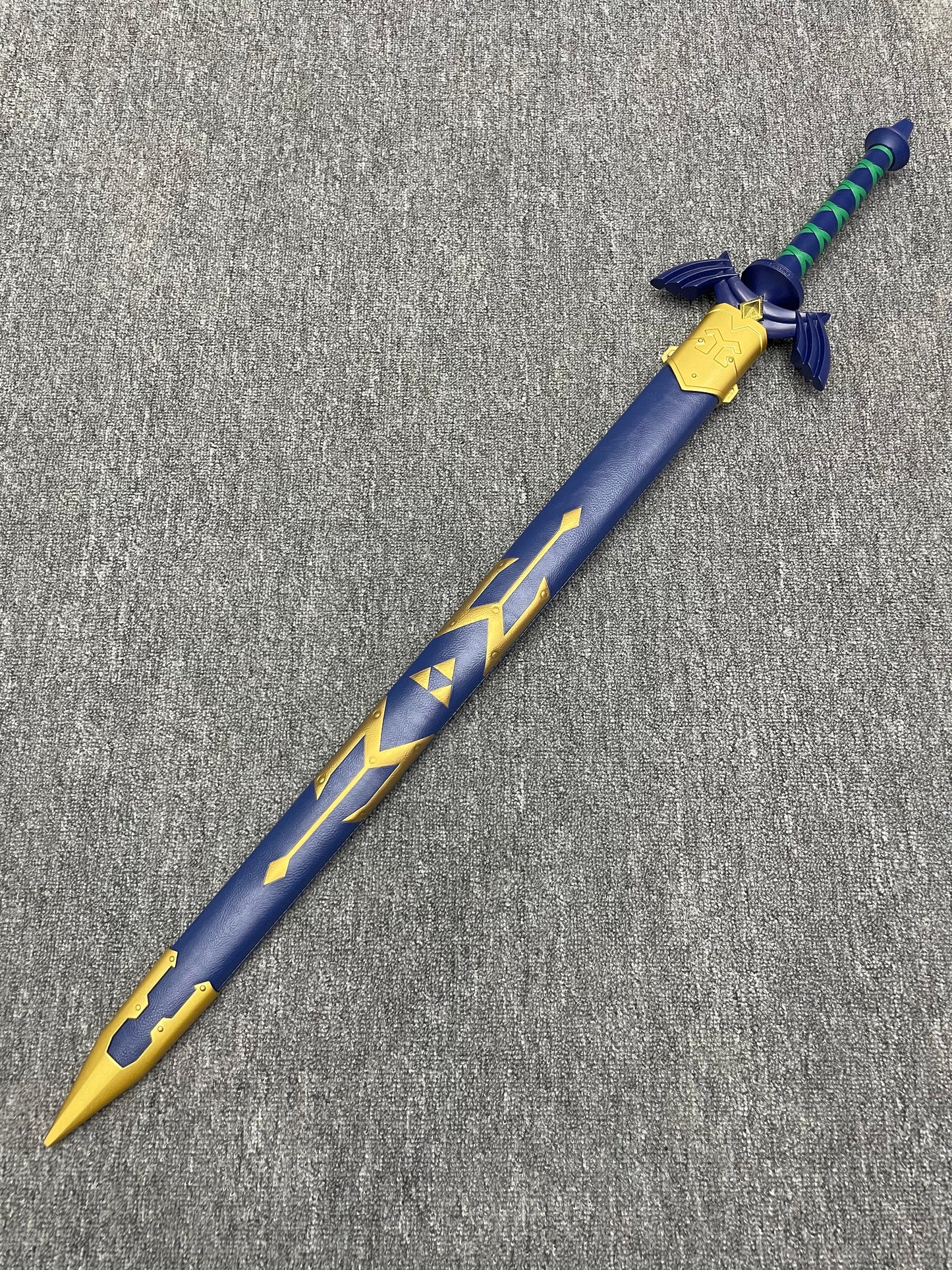 Master Sword (Stainless Steel)Blunt edge, non-sharpened