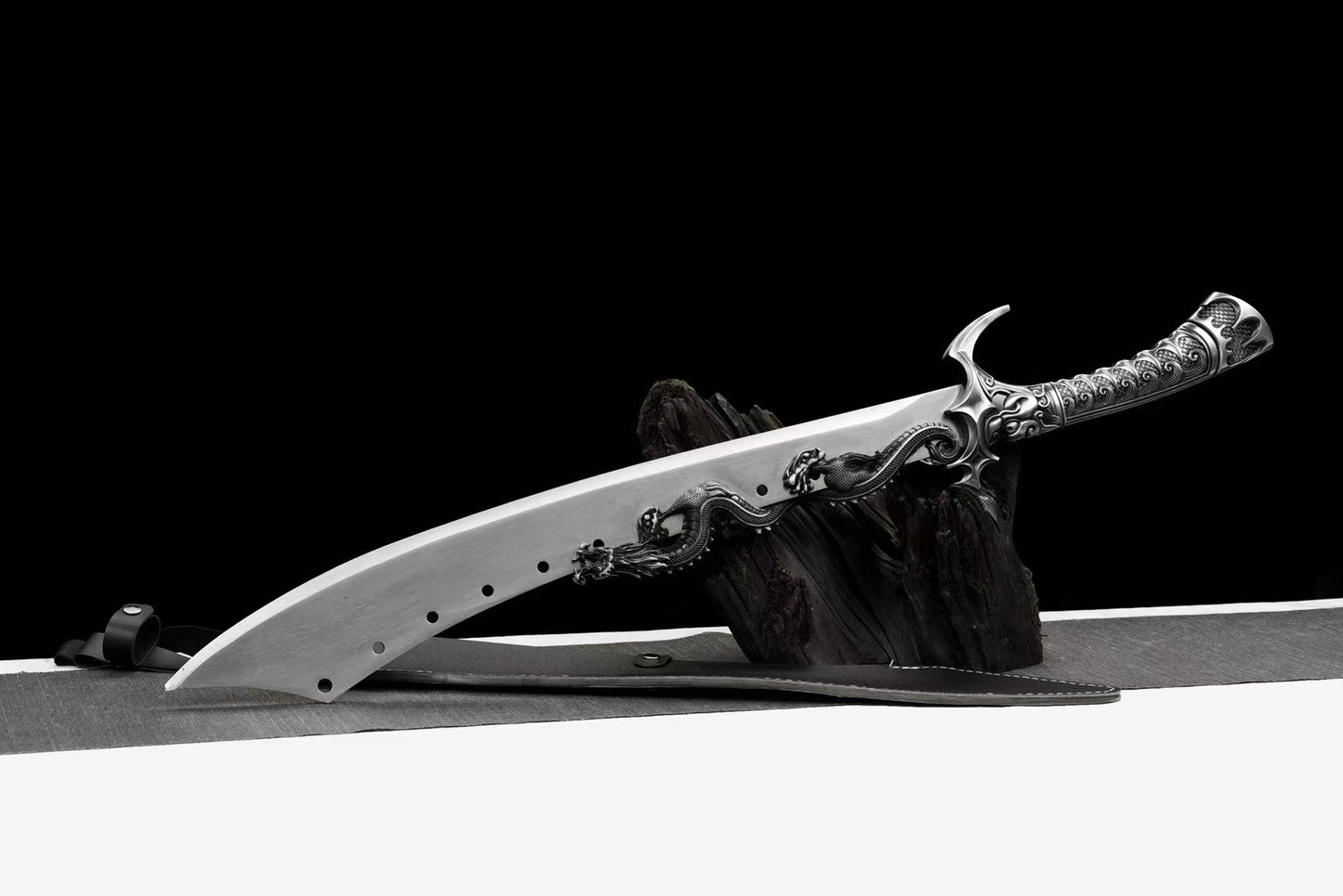 Dragon-back broadsword 龙背大刀