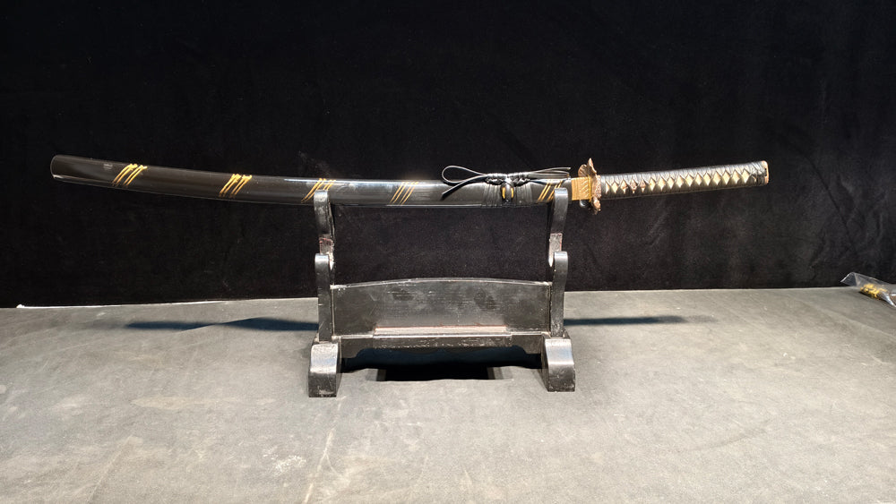 hunter(spring steel forged) very sharp,katana