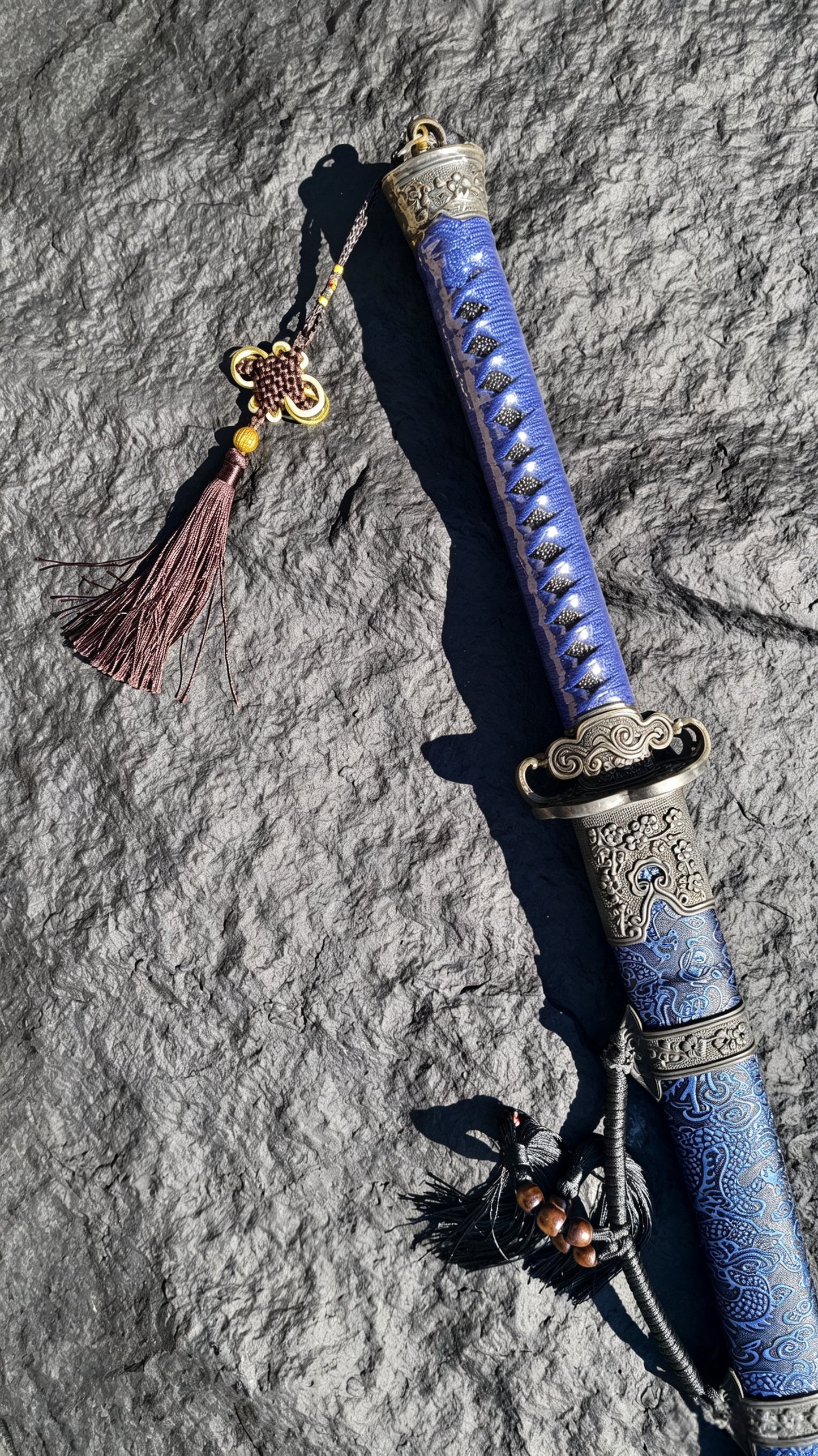 Integrated Full Tang Spring Steel Vintage Waist Saber with Sharp Blade, Antique Alloy Fittings Solid Wood PU Scabbard Oriental Style Collectible