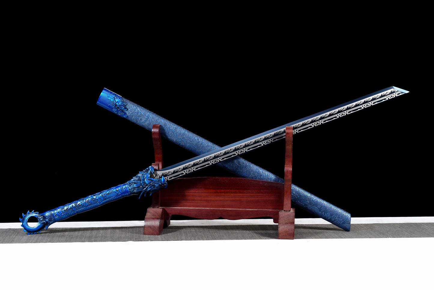 Blue dragon head sword龍息唐横刀