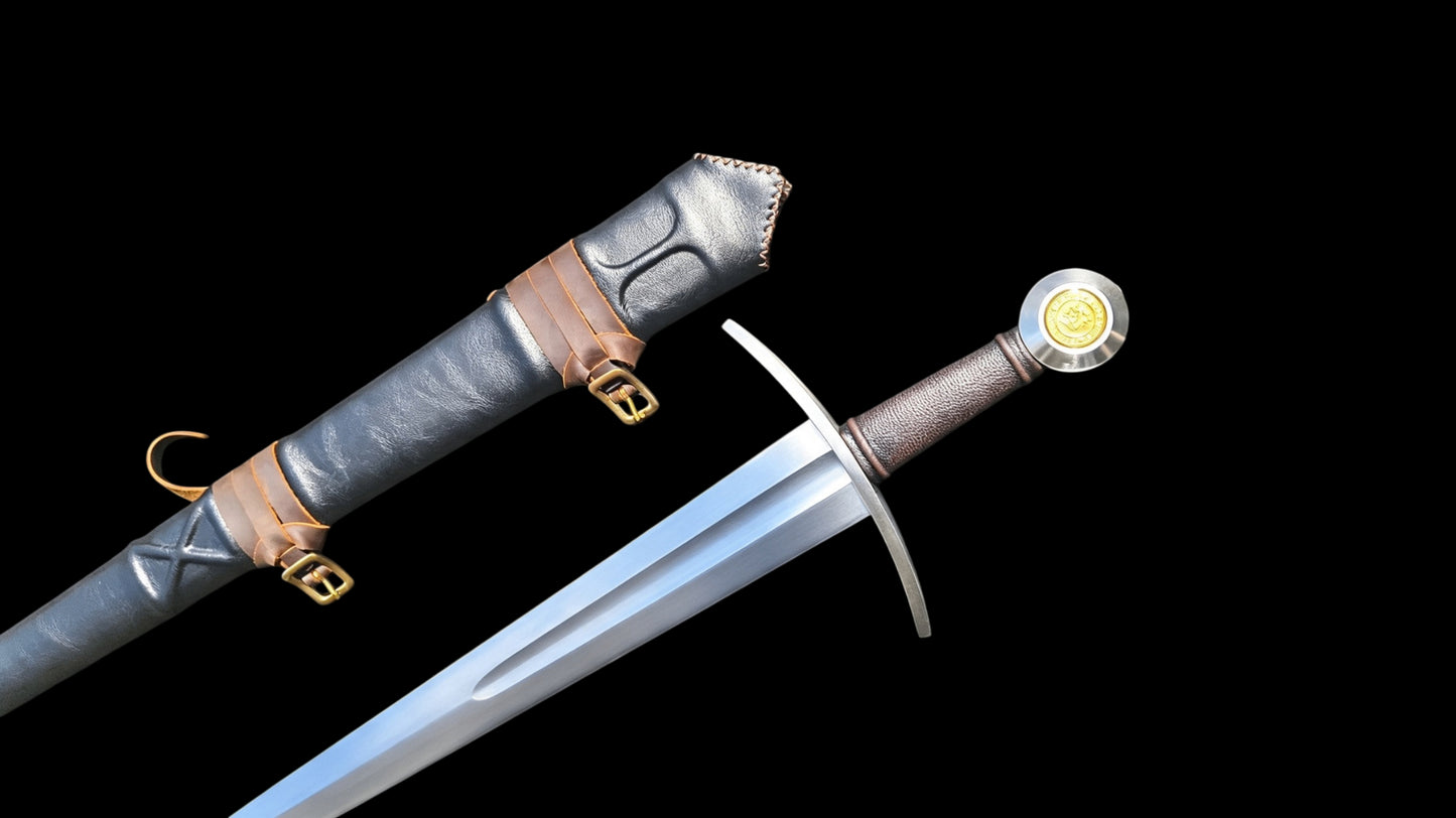 Full Tang Henry’s Short Arming Sword Replica, Sharp Blade, 60Si2CrVA Spring Steel Mirror‑Polished Blade, 304 Stainless Steel Curved Crossguard, Wood & Genuine Cowhide Scabbard, Kingdom Come Deliverance Medieval Historical Collectible Sword