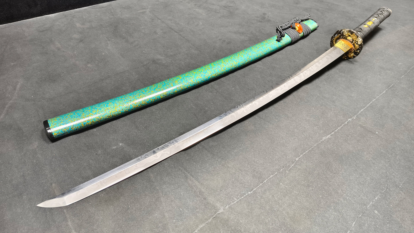 Dragon Mighty（T10 forging process, covered with soil and burned blade）katana