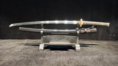 TI0 (covered with soil and burned to create the blade's ripple pattern)katana