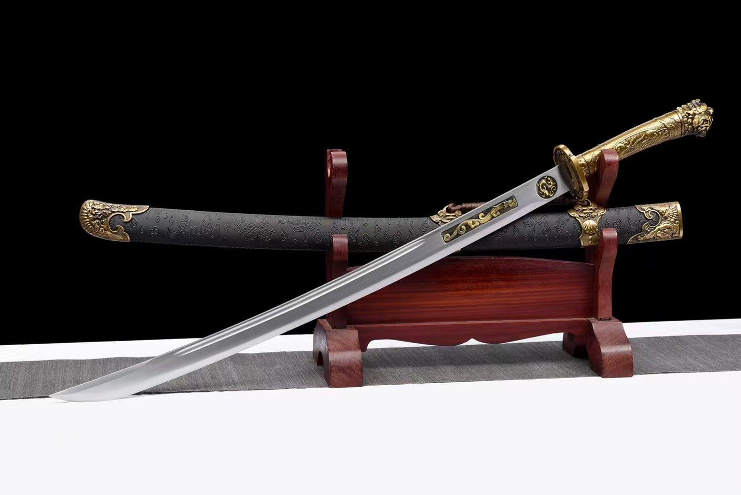 Carved ancient dragon waist knife lion king knife integrated handle金焱