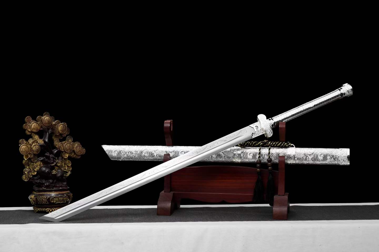 Black Gold Ancient Blade ~ Fuxue (Forged Manganese Steel)拂血