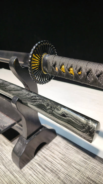 black shadow（Spring steel is forged extremely sharp）katana