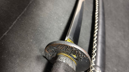 Spring steel forging process, hand-sewn leather sheath，katana