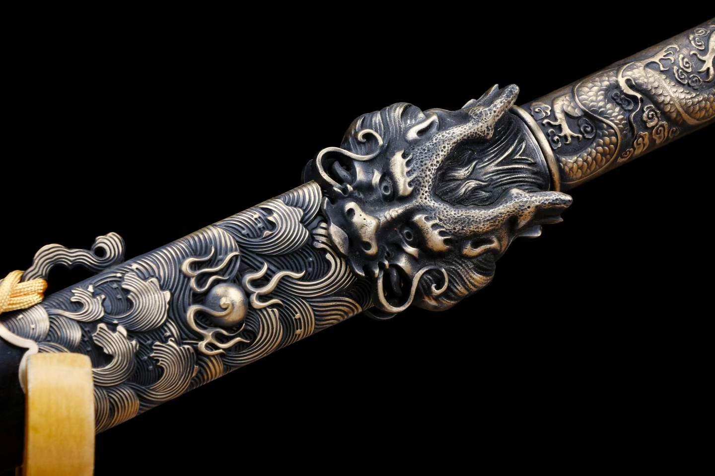 Cang‑Lan Dragon King Sword, Full Tang Construction, T10 Steel Clay‑Tempered Sharp‑Edged Blade, Antique‑Finished Solid Copper Fittings, Premium Ebony Wood Scabbard, Collectible Display Sword