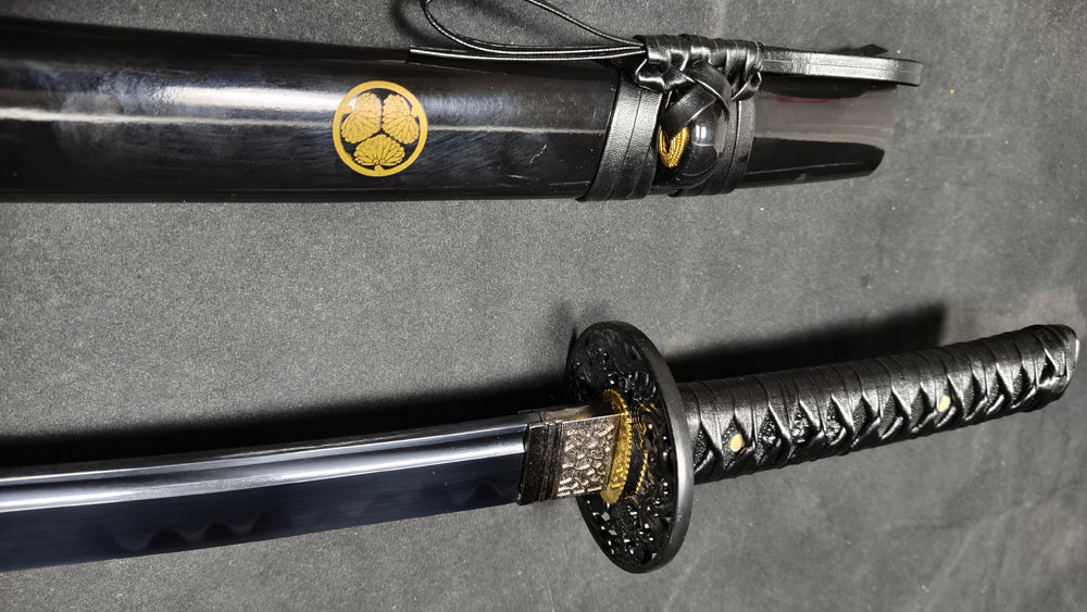 Destruction（T10 earth covered burning blade, quenched black）katana