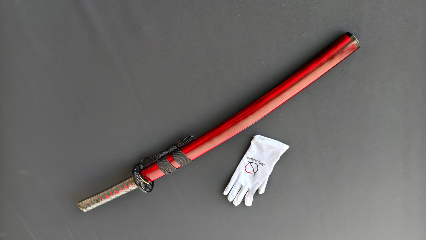 Red cut，katana,（51）